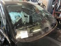 SZYBA PRZÓD CZOŁOWA LINCOLN MKC