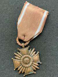 КРЕСТ ЗА ЗАСЛУГИ РП