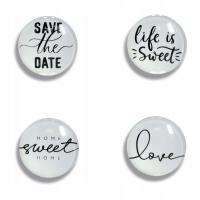 Magnesy plastikowe z motywem słów, średnica 2,5 cm