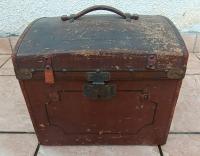Piękny zabytkowy kufer podróżny z przełomu XIX-XX w
