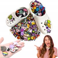PRZYPINKI PIN DO BUTÓW TYPU CROCS WPINKI PRZYPINKA MYSTERY 15 SZT + GRATIS
