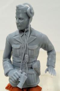 Czołgista DAK 5 tors skala 1/48