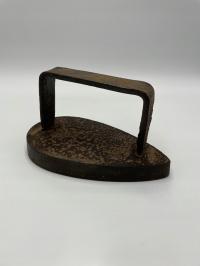 Żelazko metalowe vintage