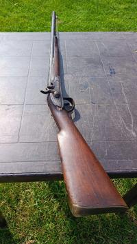 Angielski karabin czarno prochowy z XIX wieku.