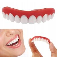 Верхние и нижние виниры зубы улыбаются