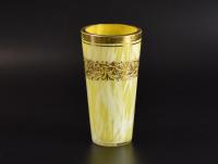 Stara mała szklanka kieliszek żółty złoto szkło Śląsk lub Bohemia ok. 1890
