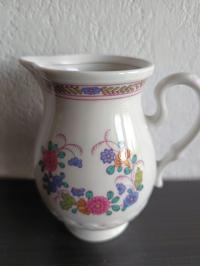 PIĘKNY PORCELANOWY MLECZNIK