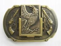 Orzeł z koltami klamra z zapalniczką benzynową, bez paska