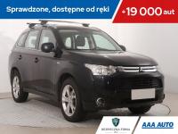 Mitsubishi Outlander 2.0, Salon Polska