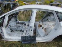 SŁUPEK ŚRODKOWY LEWY OPEL ASTRA J HB 5D Z40R 09-17 R.
