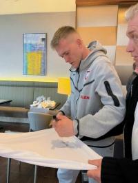 Swiderski-Польша-футболка с автографом (pol)