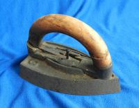 утюг античный маленький тяжелый полукруглая ручка