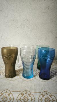 komplet szklanek coca cola dla kolekcjonerów złota szklanka