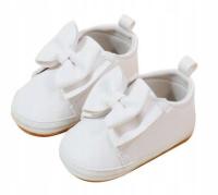 Trampki Buciki niemowlęce 0-6 niechodki dziecięce rozm NA CHRZEST
