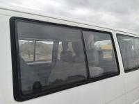 VW T4 szyba karoseryjna boczna lewa tył tylna