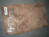 Fornir orzech kalifornijski paczka KAL34, powierzchnia 0,153m.kw. 1 liść