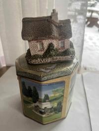 Domek figurka Copper beech cottage