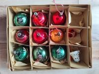 zestaw bombek choinkowych z czasów PRL bombki choinkowe z oryg. etykieta