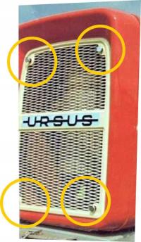 Ursus C 335, C4011 śruby do przykręcnia atrapy wlotu maski. PanRolnik