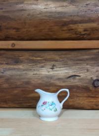 Stary Porcelanowy Mlecznik