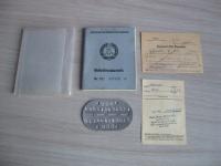 Nieśmiertelnik + książeczka wojskowa Wehrdienstausweis DDR NVA NRD - PRL