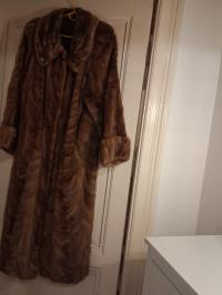 futro przednie łapki z norek