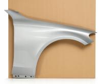 BŁOTNIK przedni PRAWY Mercedes C-Klasa W205 2014-2021 - kolor srebrny 775