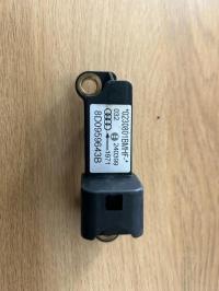 CZUJNIK SENSOR UDERZENIOWY 8D0959643B AUDI