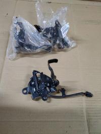 Lexus RC zamek maski