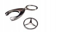 Brelok Mercedes-Benz koloru srebrnego z żetonem