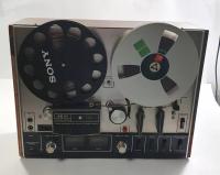 Магнитофон Akai 2610230239212 серебристый