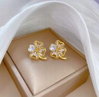 Pozłacane Kolczyki Koniczynki z Kryształkami - Stal Chirurgiczna Klasa Prem