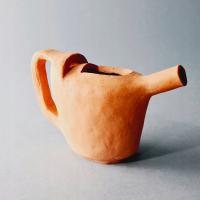 1994 r RĘCZNIE WYKONANA GLINIANA KONEWKA DZBANEK