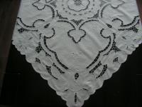 Милая Вышитая Скатерть