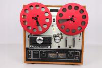 Магнитофон Akai X-201d серебристый