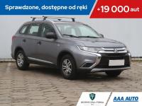 Mitsubishi Outlander 2.0, Salon Polska