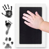 NIEBRUDZĄCY ODCISK RĄCZKI STÓPKI DZIECKA łapy psa