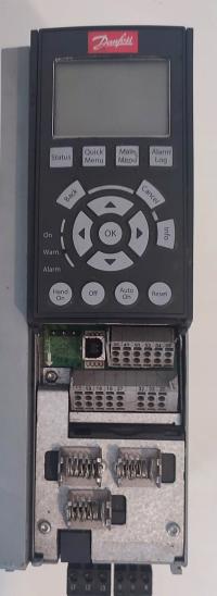 FALOWNIK DANFOSS VLT FC-301 131B1268 1,5kW 380V 0-1000Hz 4.1/3.4A + LCP 102