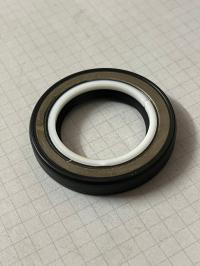 Uszczelniacz przekładni kierowniczej Mondeo mk4 S-Max Galaxy 28x44x7,2