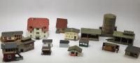 VEB Zestaw kamienice zbiornik domki magazyny nastawnia skala H0/TT # G187