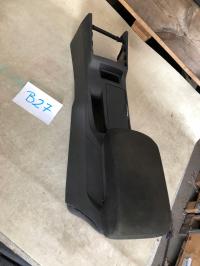 Tunel środkowy podłokietnik Mitsubishi OE 8011a219zz