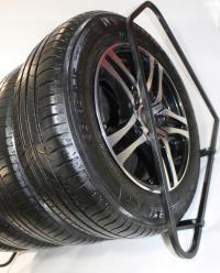 Wieszak na opony ATIX 140 kg z pokrowcami 100 cm