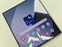 Smartfon Samsung Galaxy Z Fold6 12 GB / 512 GB 5G srebrny