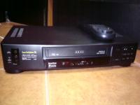 AKAI VS-G737 magnetowid VIDEO STEREO VHS vcr z pilotem z JOG POLSKIE MENU
