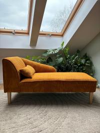 Шезлонг современный современный диван-кровать на заказ материал вельвет Poso