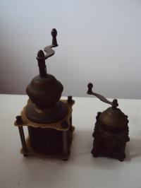 ЛАТУННЫЕ МЕЛЬНИЦЫ ДВЕ ШТУКИ