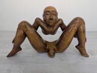 Drewniana rzeźba akt mężczyzny z litego drewna tekowego