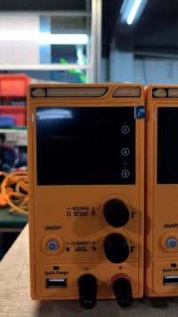 2× Zasilacz laboratoryjny Rosfix 64V 5A 300W