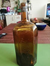 Старая бутылка J. A. GILKA BERLIN 0,7 л