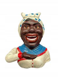 SKARBONKA Z ŻELIWA PANI MURZYNKA Z CHUSTĄ